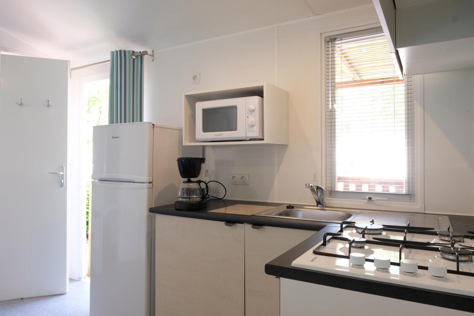 Happy Camp Mobile Homes In Castello Camping & Summer Resort Неос Мармарас Екстериор снимка